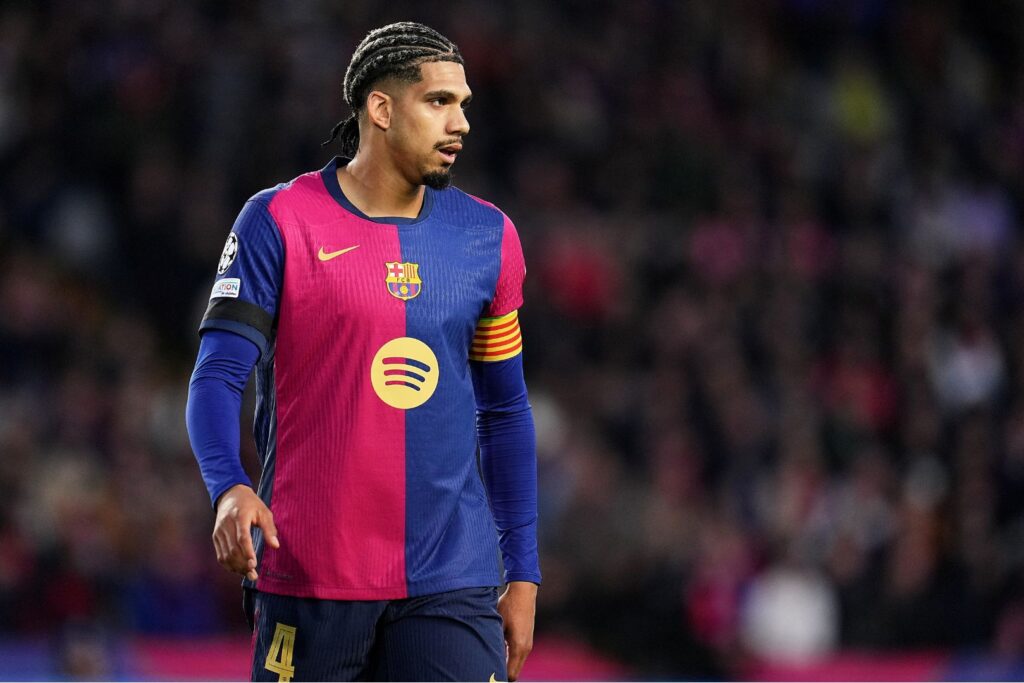 Gaya Bermain dan Kelebihan Ronald Araujo Barcelona