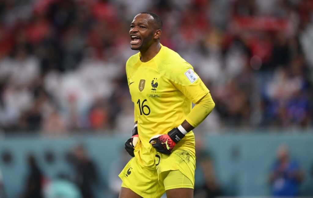 Steve Mandanda: Sosok Kiper Legendaris