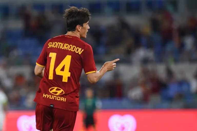 AS Roma Meminjamkan Eldor Shomurodov ke Basaksehir temp