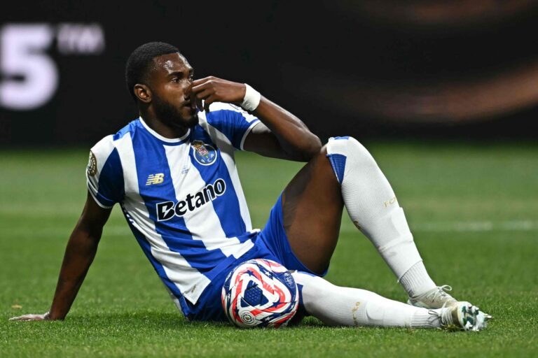 Paris FC Mempertimbangkan Bek Porto Otavio temp