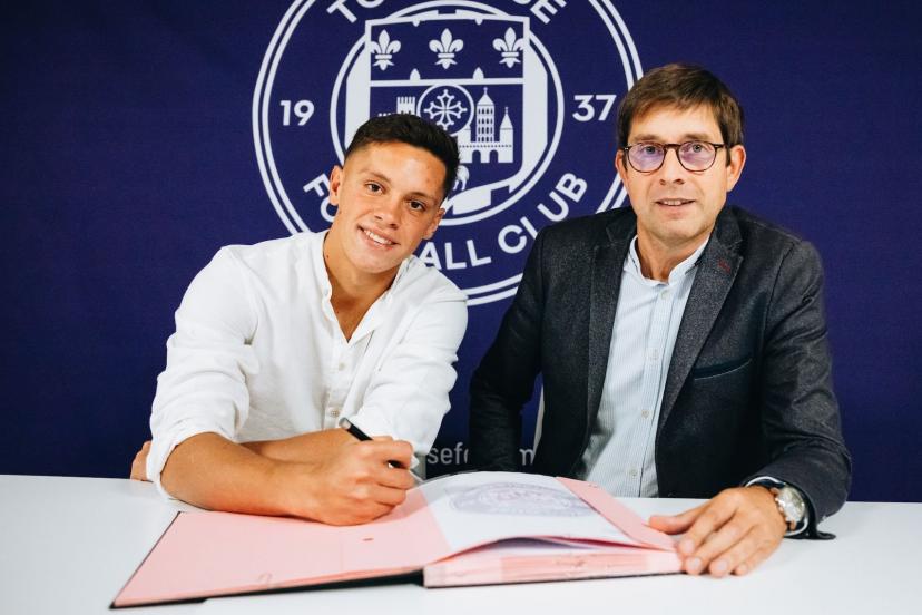 Santiago Hidalgo Bintang Muda dari Argentina Toulouse FC